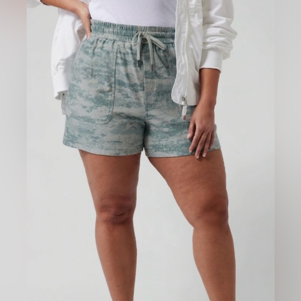 Athleta Farallon Pull On Knit Shorts Size 1X